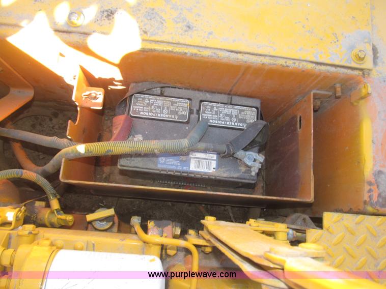 image for item B5376 1986 Bros SP pneumatic roller