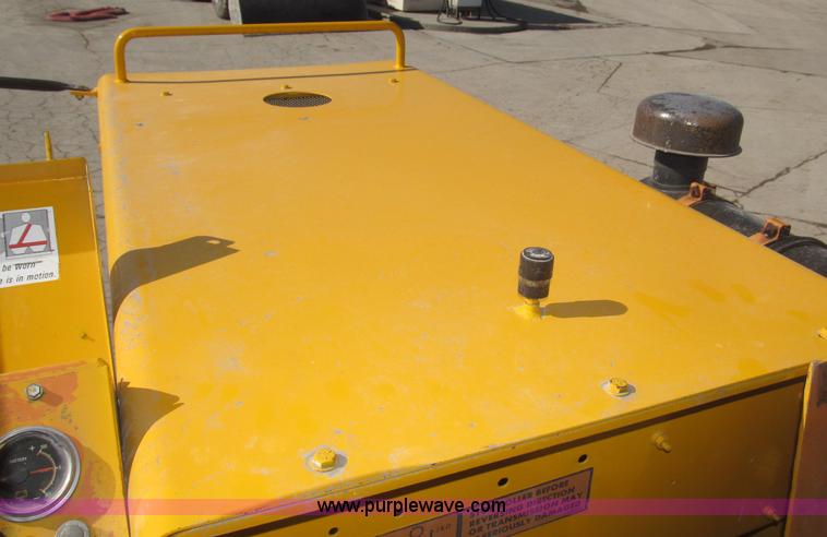 image for item B5376 1986 Bros SP pneumatic roller