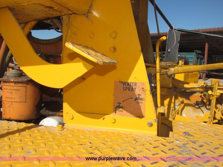 image for item B5376 1986 Bros SP pneumatic roller