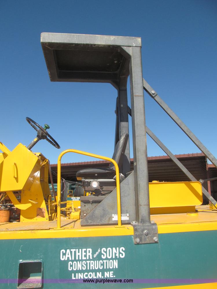 image for item B5376 1986 Bros SP pneumatic roller