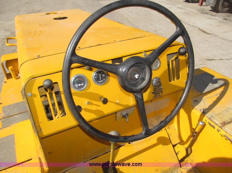 image for item B5377 1968 Hyster C530A articulating pneumatic roller