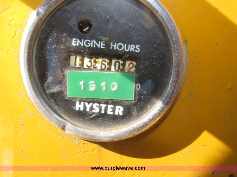 image for item B5377 1968 Hyster C530A articulating pneumatic roller
