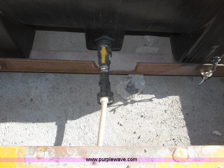 image for item B5377 1968 Hyster C530A articulating pneumatic roller