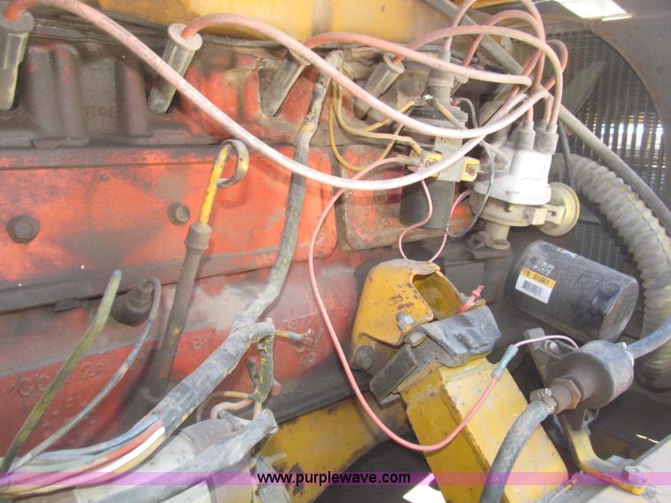 image for item B5377 1968 Hyster C530A articulating pneumatic roller