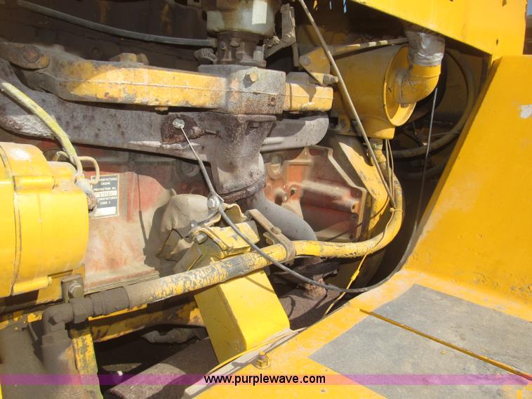image for item B5377 1968 Hyster C530A articulating pneumatic roller