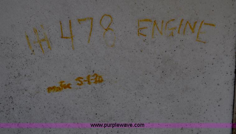 image for item C3320 1976 International Fleetstar 2010A Fleet Corp tire truck