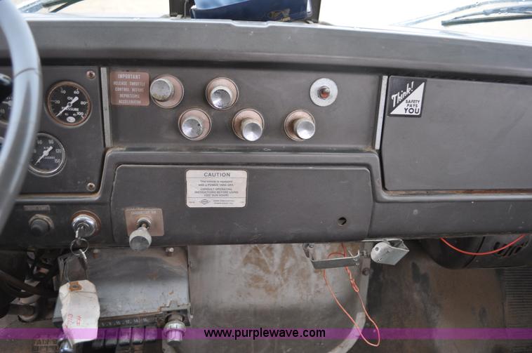 image for item C3321 1969 International Fleetstar 2010A semi truck