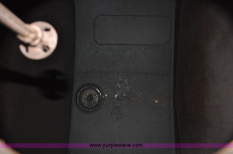 image for item C3322 1980 Ford F700 fuel truck