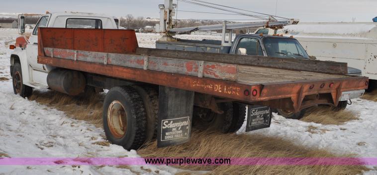 image for item C3324 1979 Chevrolet Scottsdale C70 flatbed truck