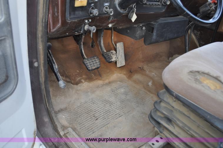 image for item C3324 1979 Chevrolet Scottsdale C70 flatbed truck