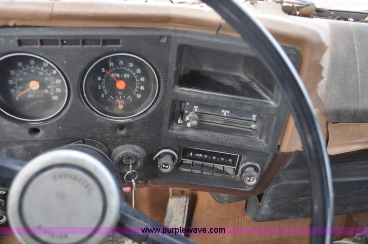 image for item C3324 1979 Chevrolet Scottsdale C70 flatbed truck