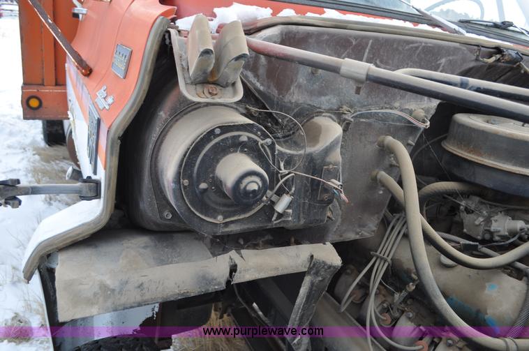 image for item C3324 1979 Chevrolet Scottsdale C70 flatbed truck