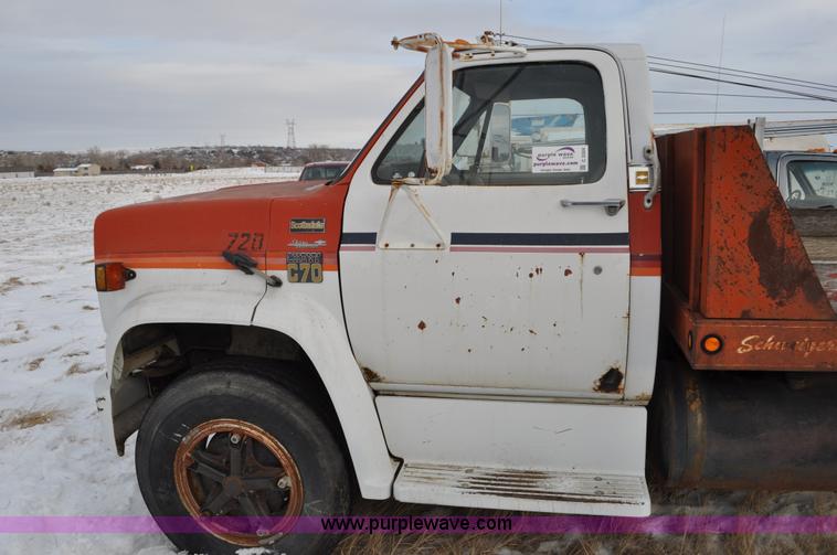 image for item C3324 1979 Chevrolet Scottsdale C70 flatbed truck