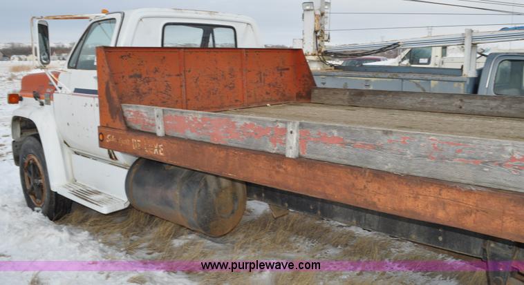 image for item C3324 1979 Chevrolet Scottsdale C70 flatbed truck