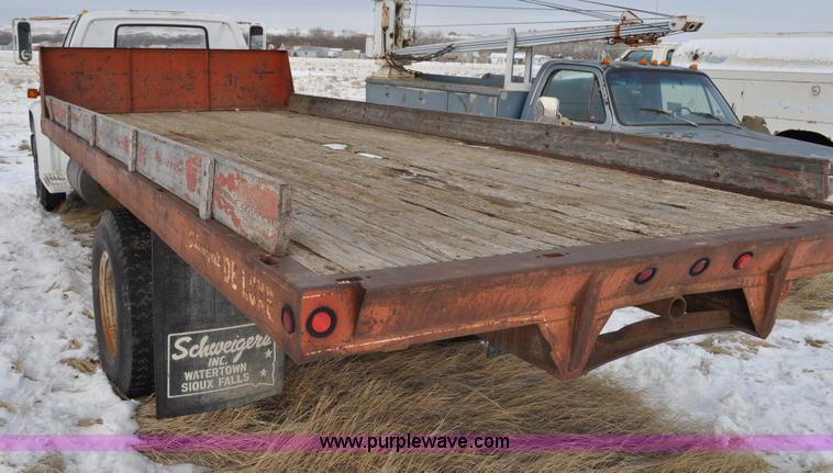 image for item C3324 1979 Chevrolet Scottsdale C70 flatbed truck