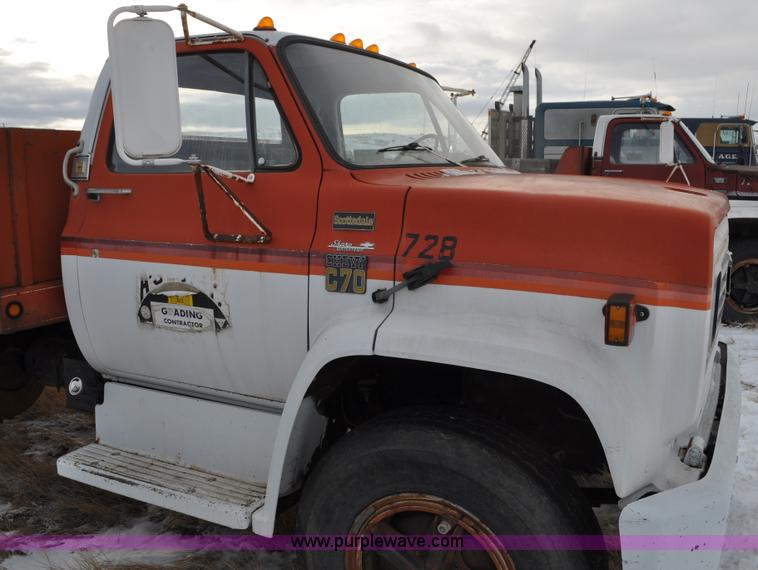 image for item C3324 1979 Chevrolet Scottsdale C70 flatbed truck