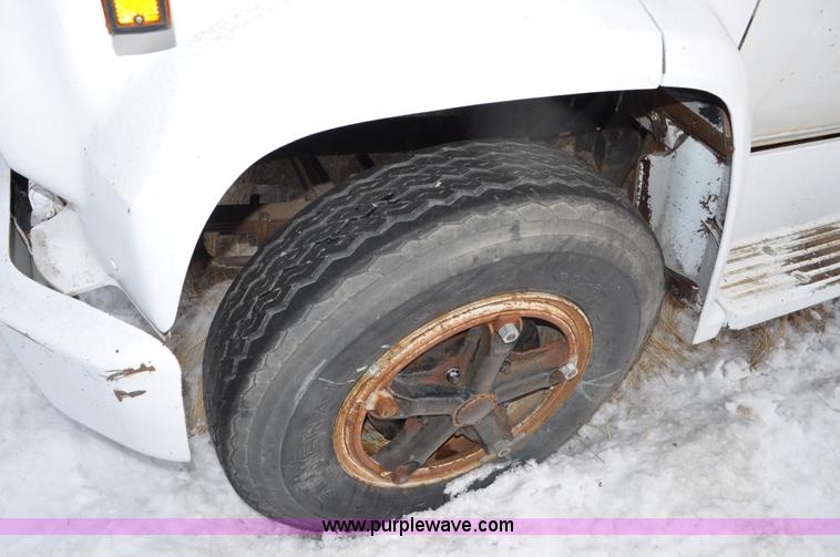 image for item C3324 1979 Chevrolet Scottsdale C70 flatbed truck