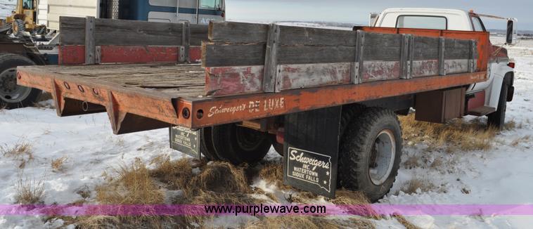 image for item C3325 1979 Chevrolet C65 Custom Deluxe flatbed truck
