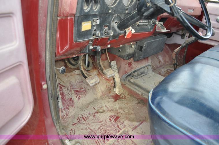 image for item C3325 1979 Chevrolet C65 Custom Deluxe flatbed truck