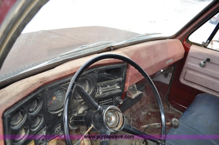 image for item C3325 1979 Chevrolet C65 Custom Deluxe flatbed truck