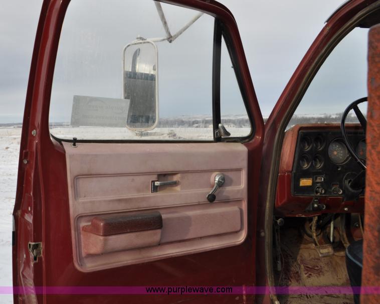 image for item C3325 1979 Chevrolet C65 Custom Deluxe flatbed truck