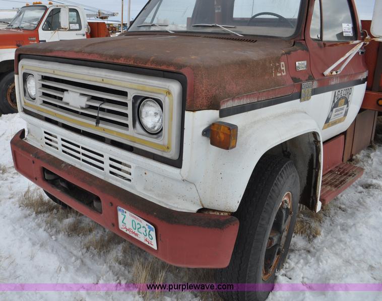 image for item C3325 1979 Chevrolet C65 Custom Deluxe flatbed truck