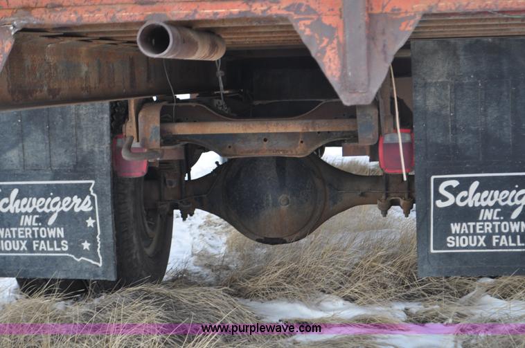 image for item C3325 1979 Chevrolet C65 Custom Deluxe flatbed truck