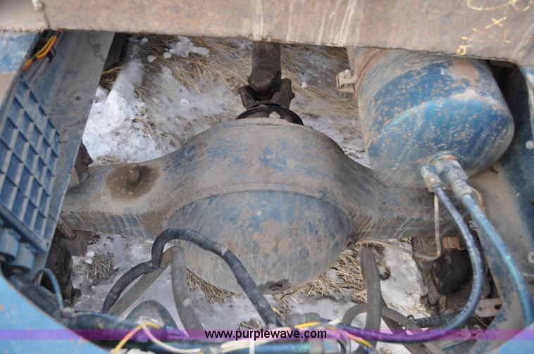 image for item C3326 1976 White Freightliner 10464 semi truck