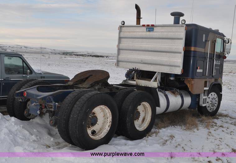 image for item C3327 1977 White Freightliner semi truck