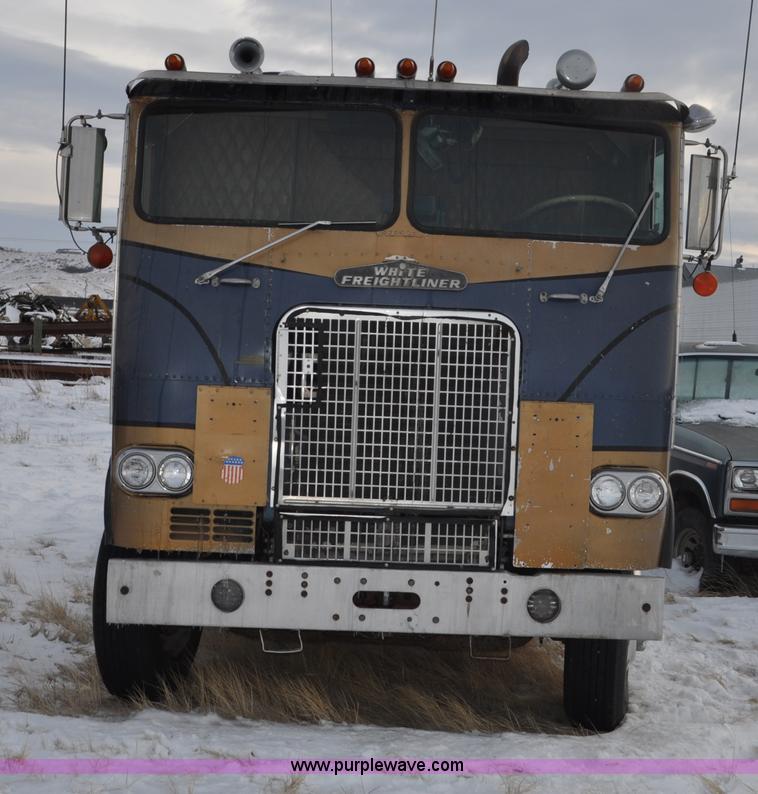 image for item C3327 1977 White Freightliner semi truck