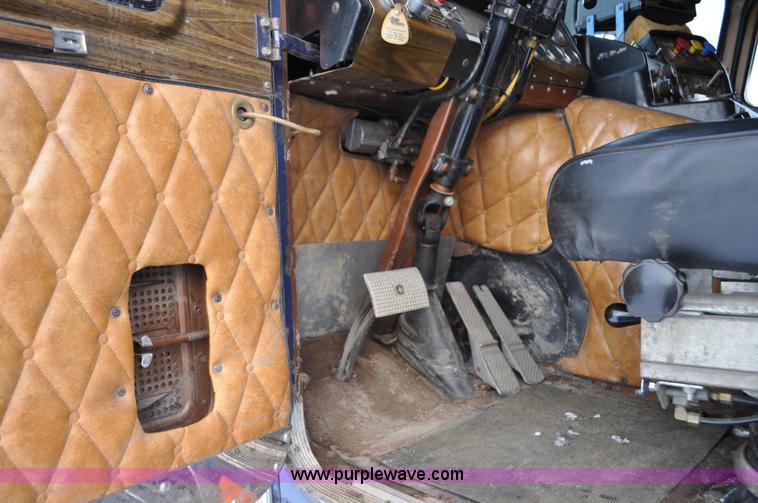 image for item C3327 1977 White Freightliner semi truck