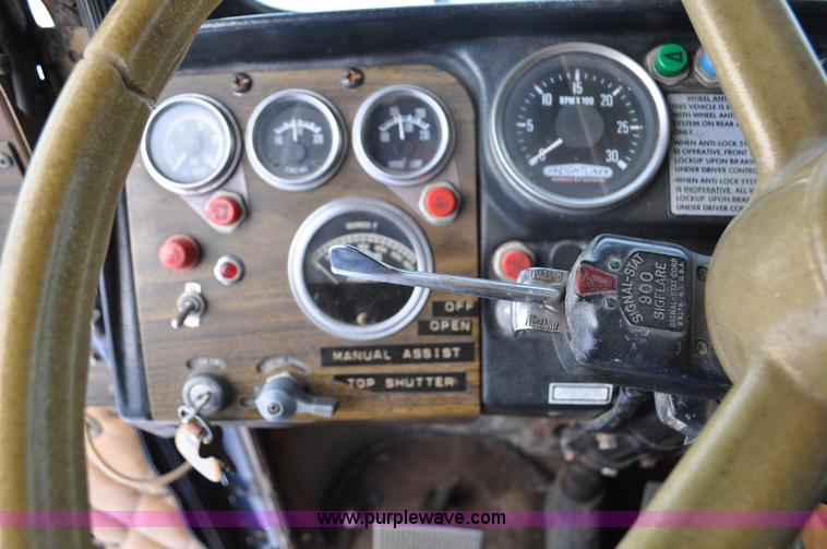 image for item C3327 1977 White Freightliner semi truck