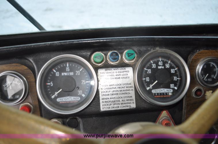 image for item C3327 1977 White Freightliner semi truck