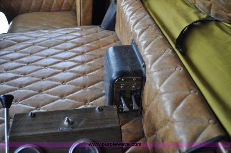 image for item C3327 1977 White Freightliner semi truck