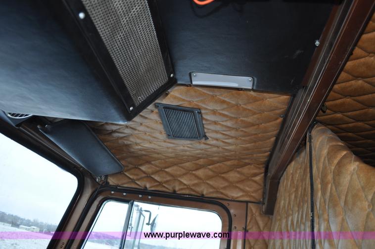 image for item C3327 1977 White Freightliner semi truck