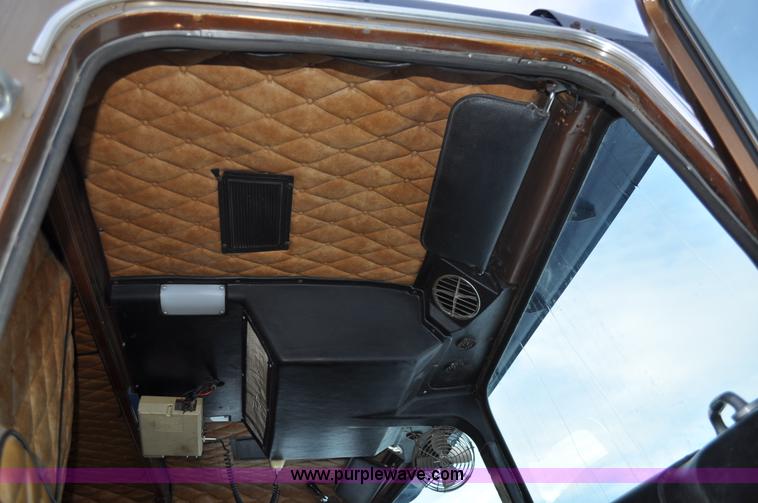 image for item C3327 1977 White Freightliner semi truck