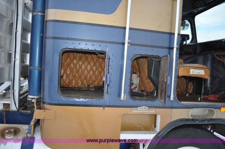 image for item C3327 1977 White Freightliner semi truck