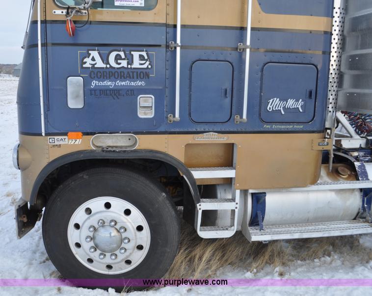 image for item C3327 1977 White Freightliner semi truck