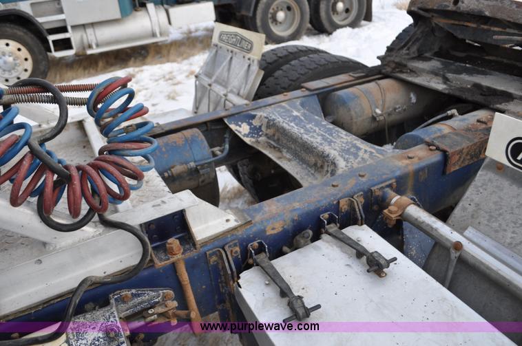 image for item C3327 1977 White Freightliner semi truck