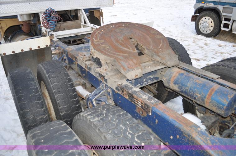 image for item C3327 1977 White Freightliner semi truck