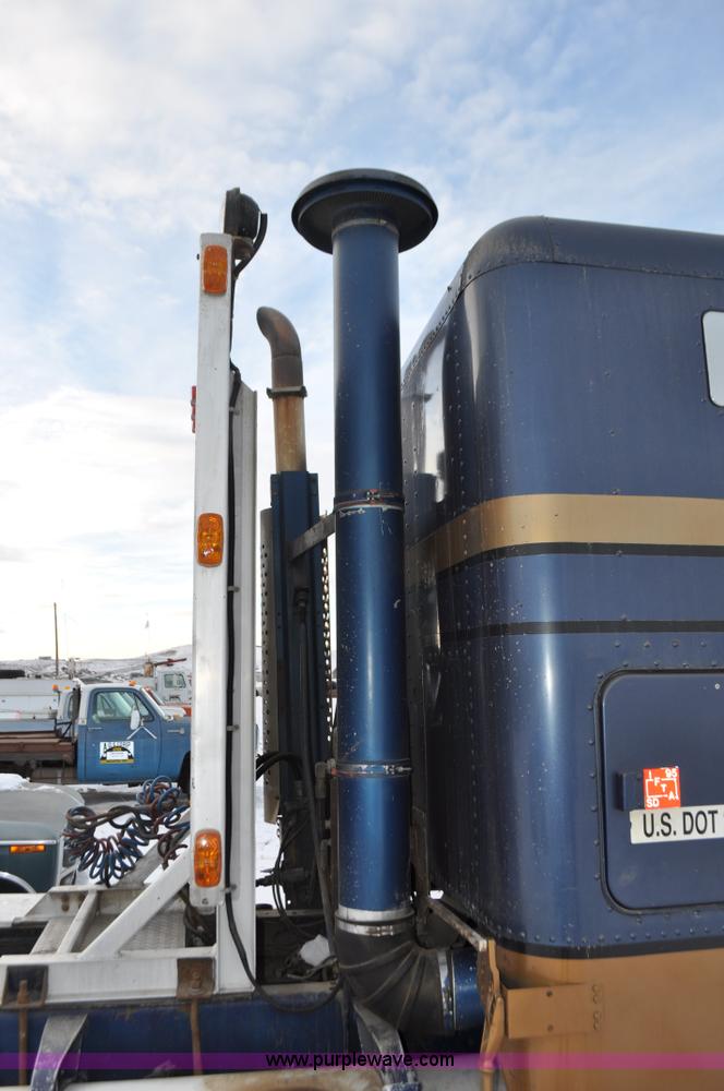 image for item C3327 1977 White Freightliner semi truck