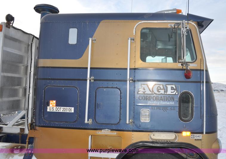 image for item C3327 1977 White Freightliner semi truck