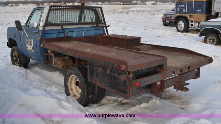 image for item C3328 1979 Chevrolet Scottsdale C30 flatbed truck