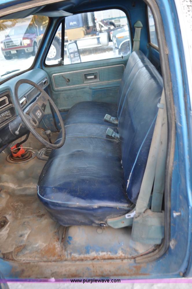 image for item C3328 1979 Chevrolet Scottsdale C30 flatbed truck