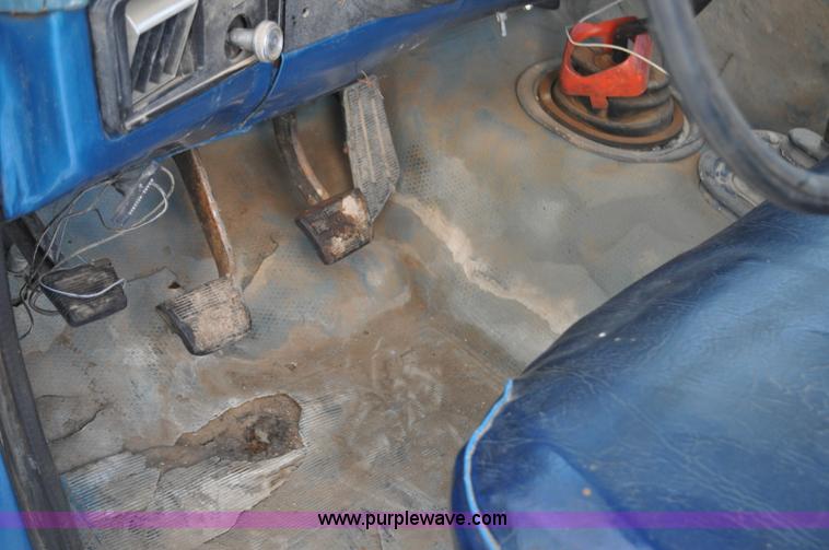 image for item C3328 1979 Chevrolet Scottsdale C30 flatbed truck