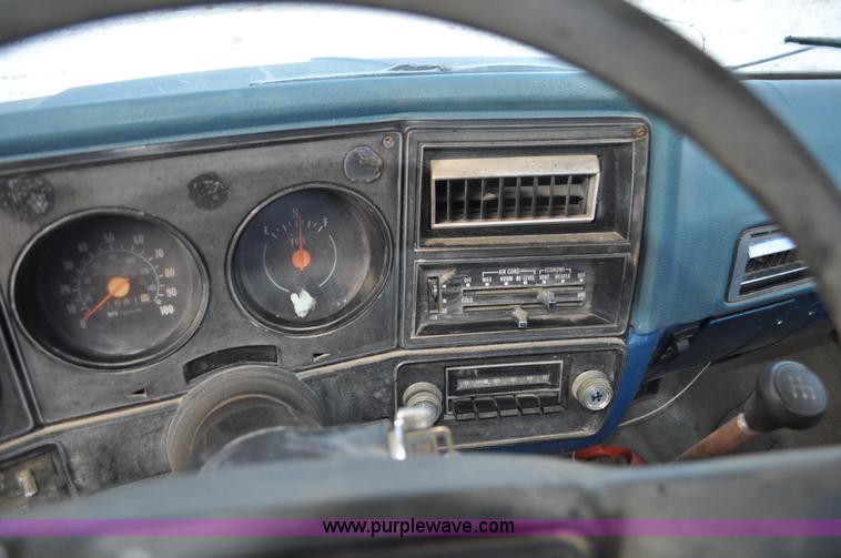 image for item C3328 1979 Chevrolet Scottsdale C30 flatbed truck