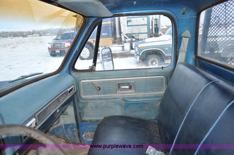 image for item C3328 1979 Chevrolet Scottsdale C30 flatbed truck