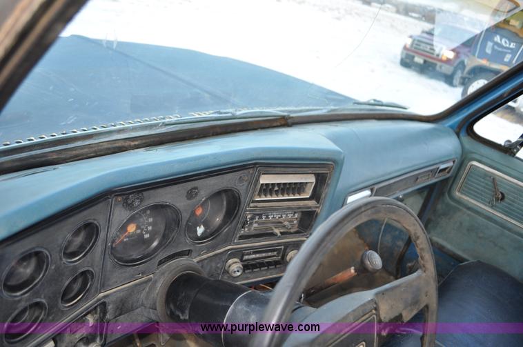 image for item C3328 1979 Chevrolet Scottsdale C30 flatbed truck