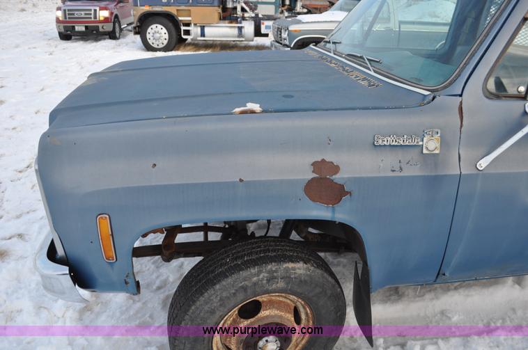 image for item C3328 1979 Chevrolet Scottsdale C30 flatbed truck