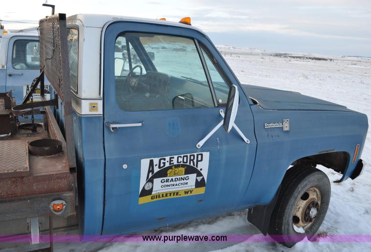 image for item C3328 1979 Chevrolet Scottsdale C30 flatbed truck